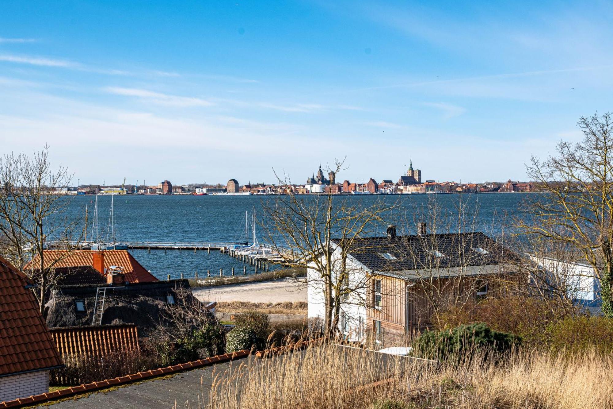 Ferienwohnung Sundueberblick - 150 Meter Zum Strand Altefähr Exterior foto